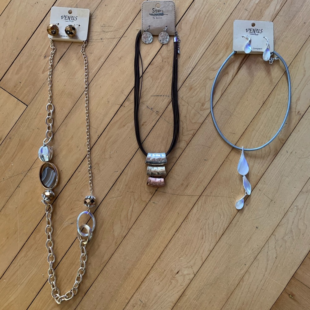 Mixed Jewelry Set Lot